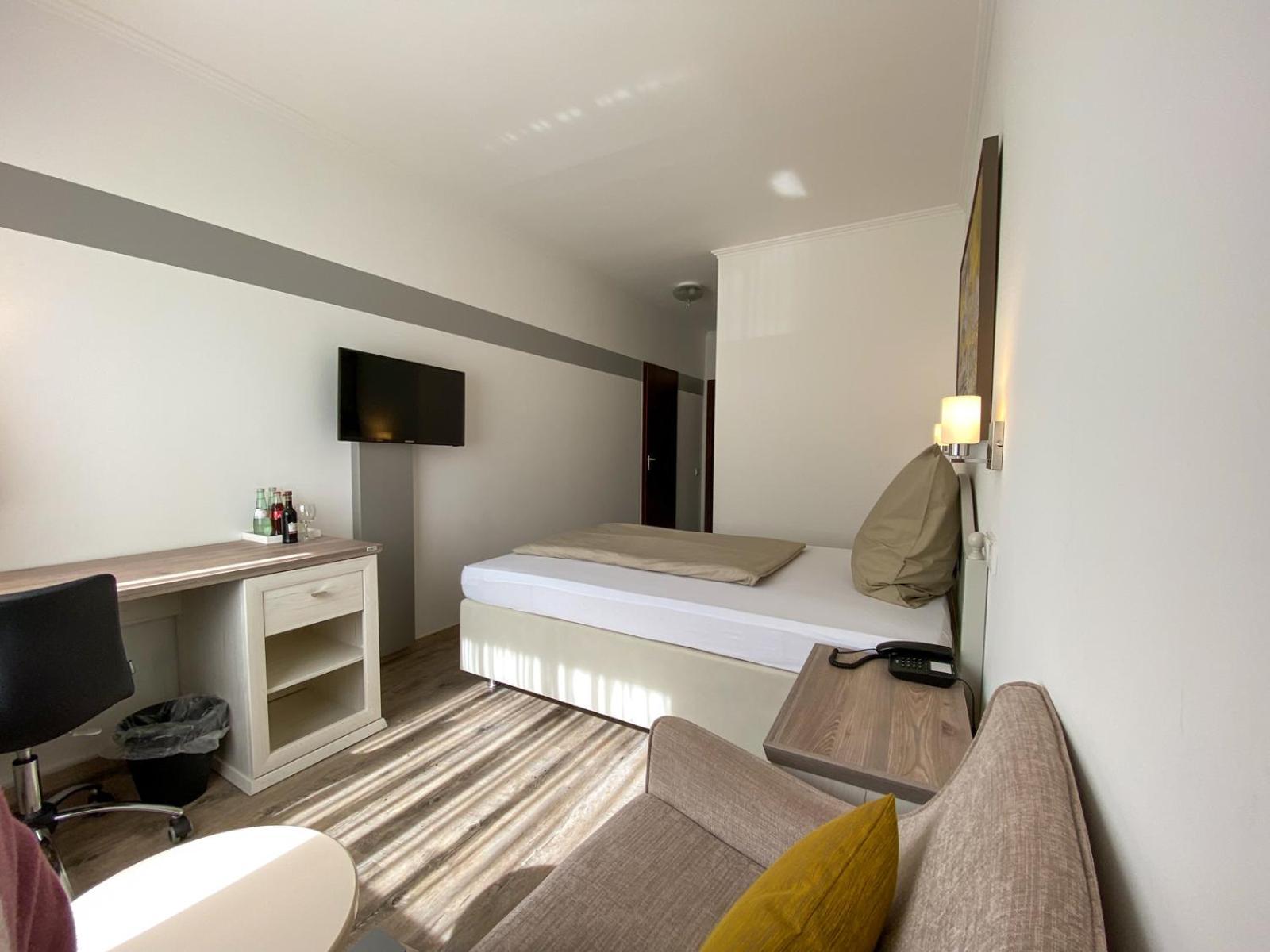 Hotel Angerland Garni Ratingen Ngoại thất bức ảnh